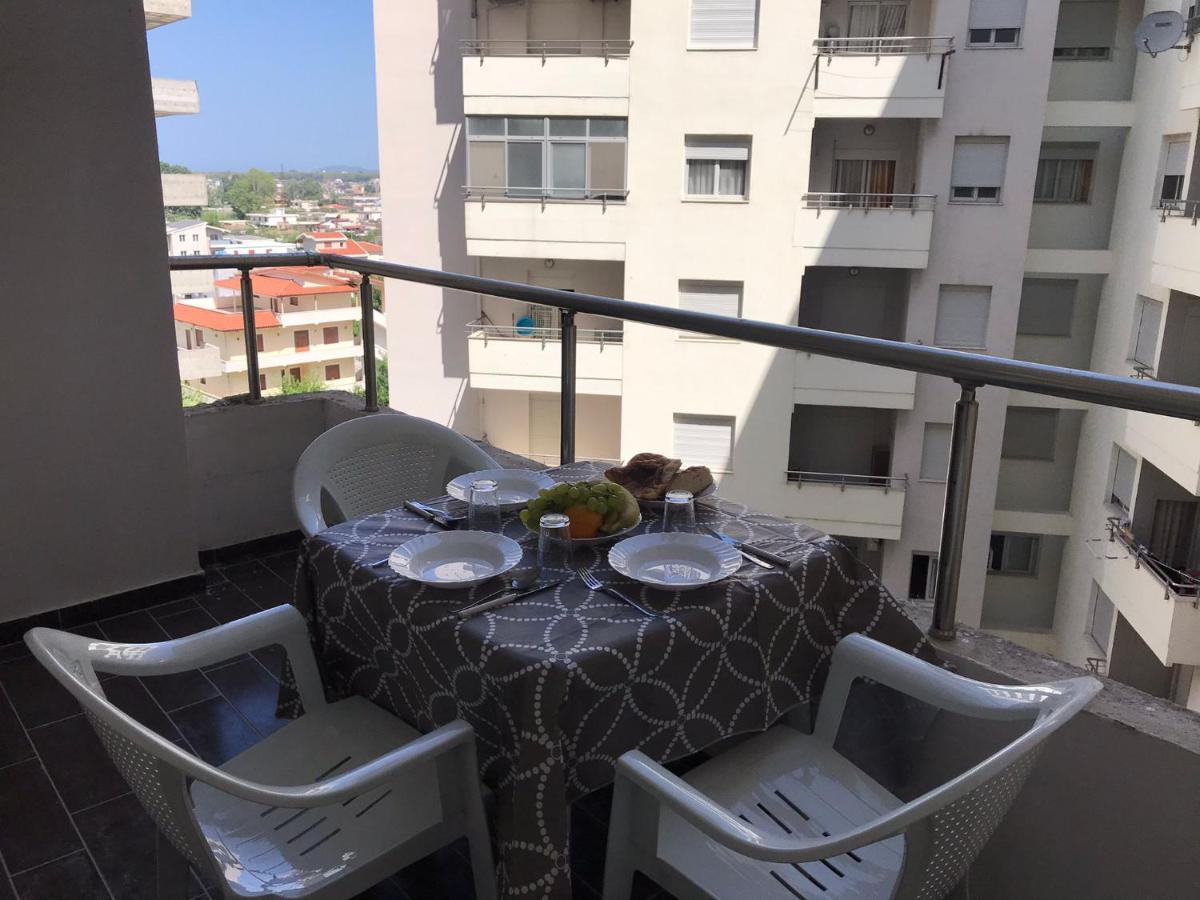 Trea Accomodations - Despacito Port Side Vlorë Esterno foto