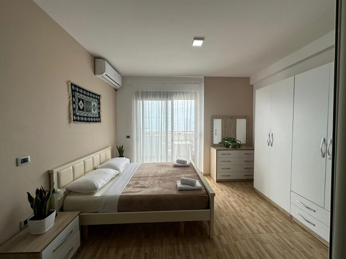 Trea Accomodations - Despacito Port Side Vlorë Esterno foto