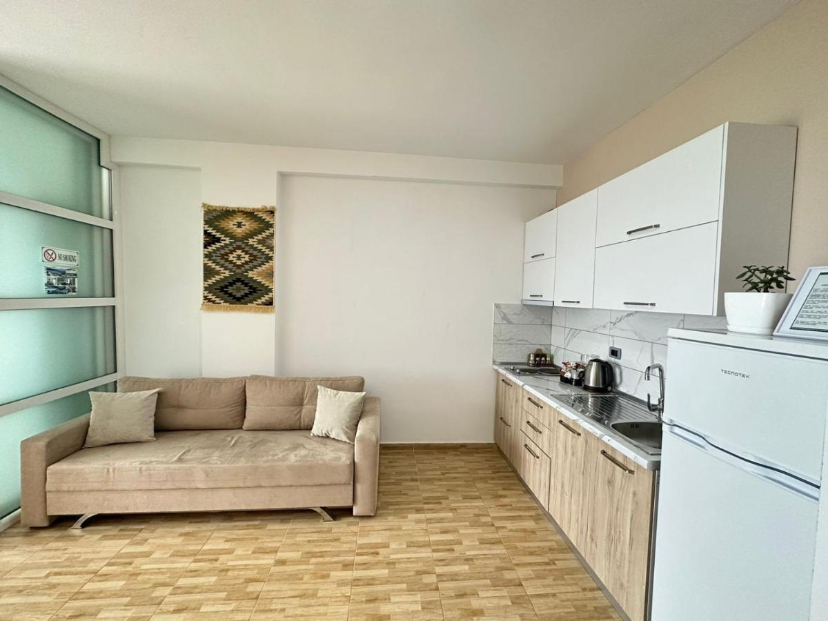 Trea Accomodations - Despacito Port Side Vlorë Esterno foto